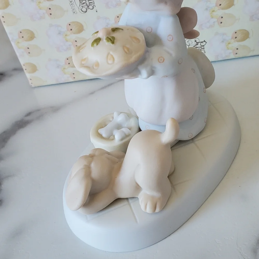 Precious Moments Dropping Over For Christmas Figurine 1982